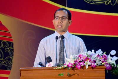 ތަރައްގީއާއެކު "ގައުމީ ޝަހުސިއްޔަތަށް" އަސަރު ކުރޭ: މިނިސްޓަރު މަލީހު