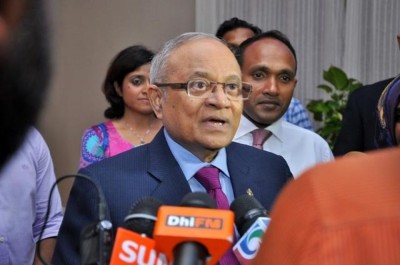 ސިޔާސީ ބޭނުމުގައި އަޅުގަނޑުގެ ނަން ބޭނުން ނުކުރުން އެދެން: ރައީސް މައުމޫނު