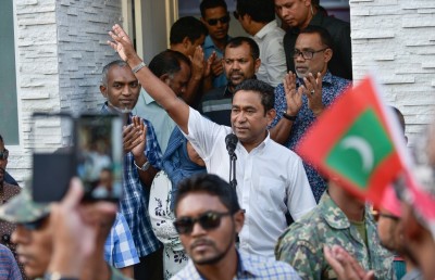 ރިޔާސީ އިންތިހާބަށް ރައީސް ކެމްޕޭން ފައްޓަވައިފި