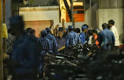 އަމުރު ތަންފީޒު ކުރި ނަމަ އެއީ އަނެއް ފެބްރުއަރީ 7: ރައީސް