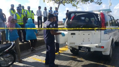 ދަޅަކަށް ލާފައި އެއްލާލާފައި އޮއްވައި ފެނުނު ތުއްތު ކުއްޖާ ވަޅުލައިފި