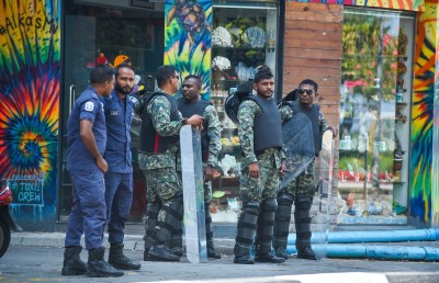 އަމުރު ތަންފީޒު ކުރުމުގެ އަލާމާތެއް ނެތް! އިދިކޮޅު ރަތަށް!
