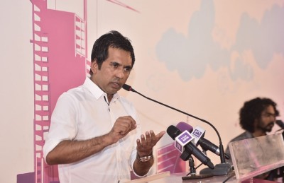 ކާން ދޭ އަތުގައި އަޅުގަނޑު ދަތް އެޅިން: ސައީދު