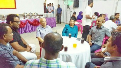 ފާރިސް އިންތިހާބު ކޮށްދިނުމަށް މައުމޫން އެދިވަޑައިގެންފި