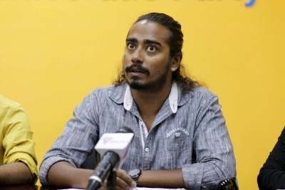 އިއްޔެގެ މުޒާހަރާގައި ހައްޔަރު ކުރިމީހުން ދޫކޮށްލަން ގޮވާލައިފި