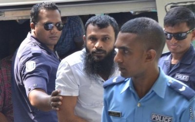 ނޭކުރެންދޫ ފާތުމަގެ ފޯނު ވަގަށް ނެގުމުގެ ކުށުގައި ޝަހީމް ހަތަރު އަހަރަށް ޖަލަށްލުމަށް ހުކުމް ކޮށްފި