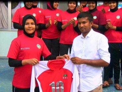 އޭޝިއަން ވޮލީ ޗެމްޕިއަންޝިޕްގައި ވާދަކުރުމަށް 23 އަހަރުން ދަށުގެ އަންހެން ޓީމް ފިލިޕީންސަށް ފުރައިފި