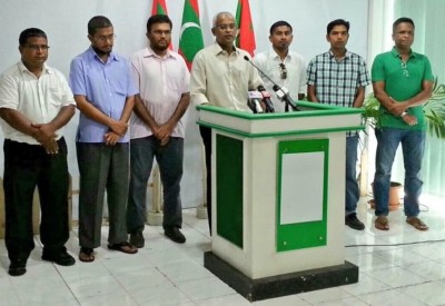 އަޅުގަނޑުމެން ނުފިލަން، މުޒާހަރާ ދިއައީ ޕްލޭނާއި އެއްގޮތަށް: އިބޫ