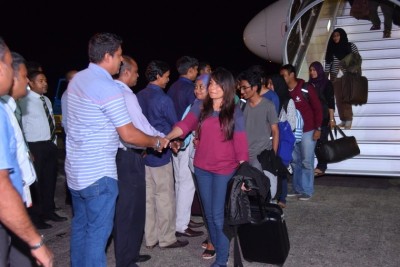 "ކަރުދާސް ކޮޅެއްހެން އިމާރާތްތައް ހެލޭތަން ފެނުނު، އަދިވެސް އެމަންޒަރު ފެނޭ"