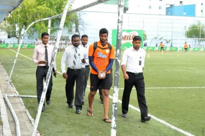 ފުލުސް މީހާ ވައްޓާލިކަމުގެ ތުހުމަތުގައި ކްލަބް އީގަލްސްގެ ގޯލްކީޕަރު ލަބާން ހައްޔަރުކޮށްފި