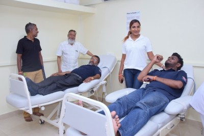 ސަން ސިޔާމް ގުރޫޕުން ތެލެސީމިއާ ސެންޓަރަށް ލޭ ހަދިޔާ ކުރުމުގެ ޕްރޮގްރާމްއެއް ފައްޓައިފި