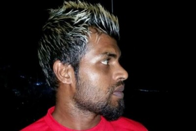 ފުރަތަމަ އެގާރައިގައި ކުޅެން ބޭނުންވާތީ އަންމަޑޭ ވިކްޓްރީއަށް ސޮއިކޮށްފި