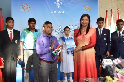 ސްކޫލުތަކުގެ ދަރިވަރުންނަށް ހާއްސަ ރަދީފެއް ނެރެފި