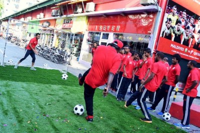 ގަތަރާއި ދެކޮޅަށް ކުޅޭ މެޗުގައި ދަނޑު ފެނިގެންދާނީ ރަތް ކަނޑެއްގެ ގޮތުގައި: މަލީހު