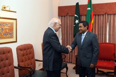 ޕާކިސްތާނުގެ އެޑްވައިޒަރު ޓު ދަ ޕްރައިމް މިނިސްޓަރ ރައީސް ޔާމީނާ ބައްދަލު ކުރައްވައިފި