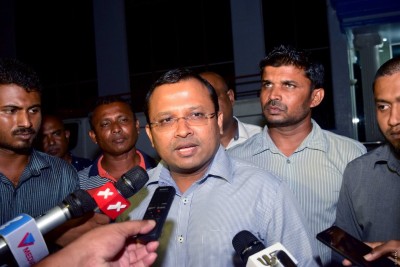 ފުލުސް އޮފީހަށް ހާޒިރުކުރީ ރާއްޖެ ޓީވީގައި ދެއްކި ވާހަކަތަކާ ގުޅިގެން: ރިޔާޒު