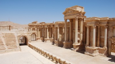 އައިއެސްއިން ހިފި ސީރިޔާގެ އާޘާރީ ރަށްކަމަށްވާ ތަދްމުރު ލޫޓުވާލާނެ ކަމުގެ ބިރު ހީވެފައި