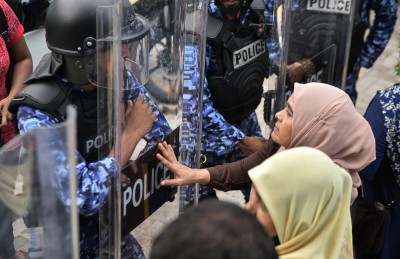 ކުއްލި ނުރައްކާ؛ މުޅި ގާނޫނީ ނިޒާމަށް ވެސް ހުރަސް