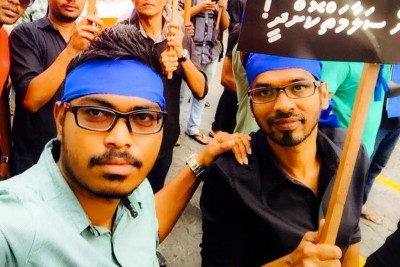 ކާނަލް ނާޒިމާއެކު ފޮޓޯ ނެގުމުން ޒައިދު ޕީޕީއެމް ކައުންސިލުން ވަކިކޮށްފި