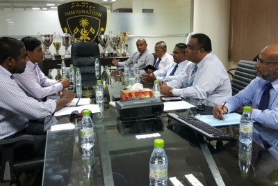 ލޭބާ މައިގްރޭޝަން ނިޒާމް ހަރުދަނާކުރުމުގެ ގޮތުން މަޓީއާއެކު އިމިގްރޭޝަނުން މަޝްވަރާކޮށްފި