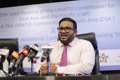 ރިސޯޓް މުއައްޒަފުންނަށް ހިއްސާވިއްކާނެ މޮޑެލްއެއް އިއުލާން ކުރަނީ