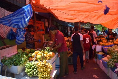 ވަގުތީ މާރުކޭޓާއެކު ވިޔަފާރި ވަރަށް ދަށް: ވިޔަފާރިވެރިން