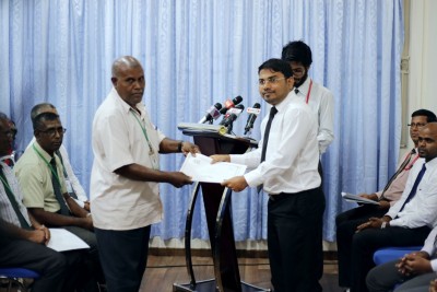 ކޮރަޕްޝަނާ ދެކޮޅަށް އީސީގެ މުވައްޒަފުން ހޭލުންތެރިކޮށްފި