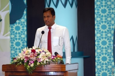 ސިޔާސީ ކަންކަން އެއްފަރާތްކޮށް ގައުމު ބިނާކުރުމުގައި ބައިވެރިވުމަށް އުމަރު ގޮވާލައްވައިފި