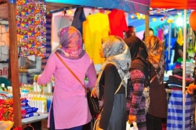 ނައިޓު މާކެޓުގެ ބައެއް މޭޒުތަކުން ރޭ ވައްކަން ކޮށްފި