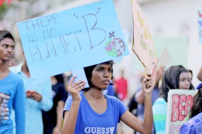 މިހާރު މިއުޅޭގޮތަށް އުޅެންޏާ 2050ގައި ތިން ޕްލެނެޓް ބޭނުންވާނެ: ޔޫއެންއީޕީ