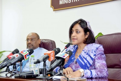 ޤަތަރާ އެކު ވިސާއާ ބެހޭ އެއްބަސްވުމެއްގައި ސޮއިކުރެވޭނެ ކަމަށް އުއްމީދުކުރަން: ދުންޔާ