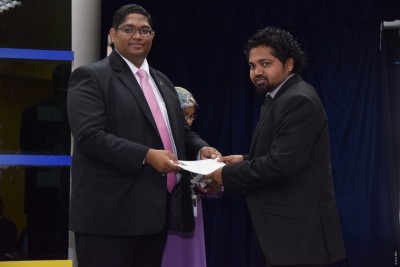 ގާނޫނީ ވަކީލު ކަމުގެ ހުއްދަ 101 ބޭފުޅަކަށް ދެއްވައިފި
