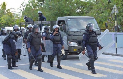 އައްޑޫން ހައްޔަރު ކުރި ދެ މީހުން ދޫކޮށްލައިފި