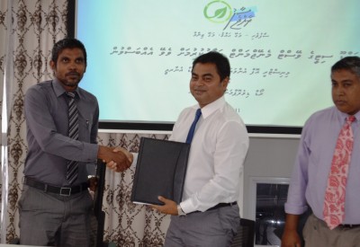 އައްޑޫ ސިޓީގެ ކުނިއުކާލުމުގެ މަސައްކަތް ރޯޑް ކޯޕަރޭޝަނާ ހަވާލުކޮށްފި
