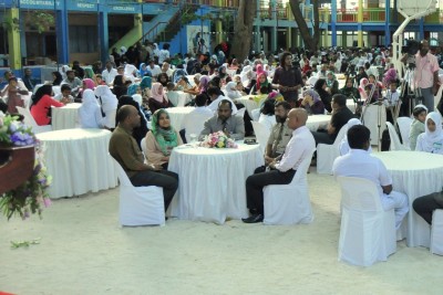 ޤުރުއާން މުބާރާތުގެ ބައިވެރިންނާ ރައީސްގެ އަނބިކަނބަލުން ބައްދަލު ކުރައްވައިފި