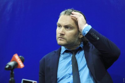 "މެޗު ކުޅުނީ ގަތަރު މޮޅުވަންދެން"