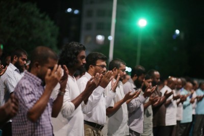 މަލާއިކަތުންގެ މަދަދު