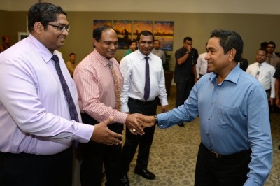 ރައީސް ޔާމީން އެނބުރި މާލެ ވަޑައިގެންފި