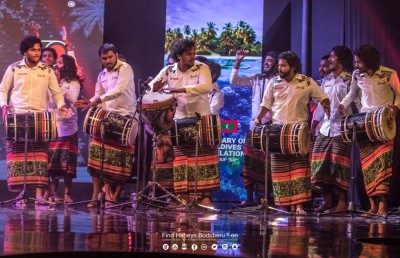 ފަންނުވެރިންގެ މަސައްކަތްތައް އެންސިީއޭ އިން ހިލޭ އިޝްތިހާރުކޮށް ދެނީ