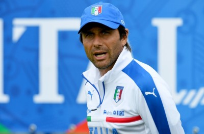 ކޮންޓޭ އަށް ކޯޗުކަންދީފާނެ ކަމަށް އިޓަލީން އިޝާރާތްކޮށްފި