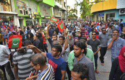 މެމްބަރު ޝާހިދާއި ރިޔާޒް އަދި ލަތީފް ހައްޔަރުކޮށްފި