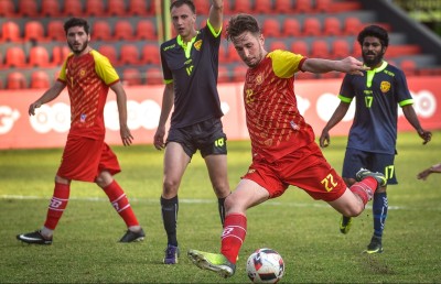 ވިކްޓަރީ އަތުން ފަހަތުން އަރައި ޔޫވީ މޮޅުވެއްޖެ