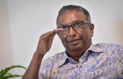 ޓްރީ ޓޮޕް ހޮސްޕިޓަލް: ޓޫރިޒަމްގެ ހިނިތުންވުން ބަލިމީހުންނަށް