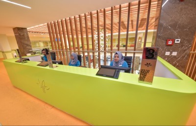 ޓްރީ ޓޮޕް ހޮސްޕިޓަލް: ޓޫރިޒަމްގެ ހިނިތުންވުން ބަލިމީހުންނަށް