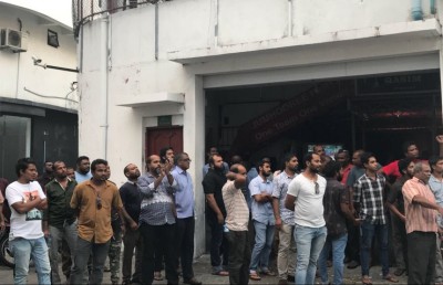 ކުނޫޒަށް ގްރޫޕަކުން ކޮންމެ ރެއަކު ވަދެ ޖެއްސުންކޮށް، މާރާމާރީ ހިންގަނީ