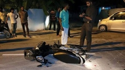 އެކްސިޑެންޓުވުމުން ފިލަން މަސައްކަތްކުރި ޒުވާނަކު ފުލުހުންނާ ހަވާލުކޮށްފި