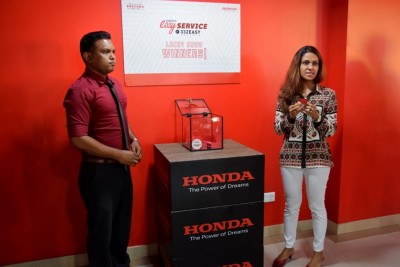 ޝީޝާގެ "332އީޒީ ސާވިސް" ޕްރޮމޯޝަންގެ ނަސީބުވެރިން ހޮވައިފި