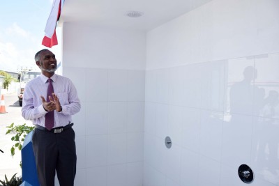 ޓްރެކަށް މޫދަށް އެރޭ މީހުން ފެންވެރުމަށް ފެން މާގަނޑުތަކެއް ގާއިމްކޮށްފި