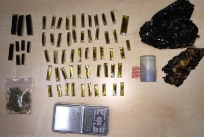 މަސްތުވާތަކެއްޗާއި ޖުވާ ކުޅިބައި ސެޓަކާ އެކު ހަތް މީހަކު ހައްޔަރު ކޮށްފި