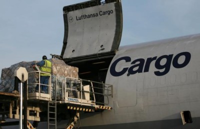 ލުފްތަންސާގެ ބޯޓަކުން ފަސް މިލިއަން ޑޮލަރު ވަގަށް ނަގައިފި